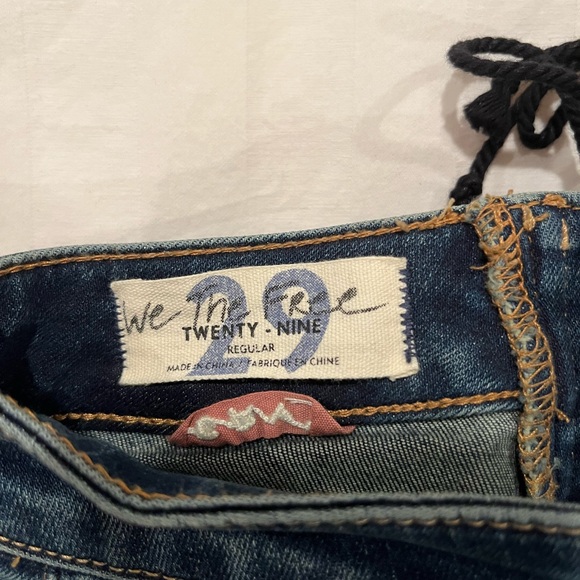 Free People CRVY Super High-Rise Lace-Up Flare. Color Worn Dark. - Picture 2 of 4